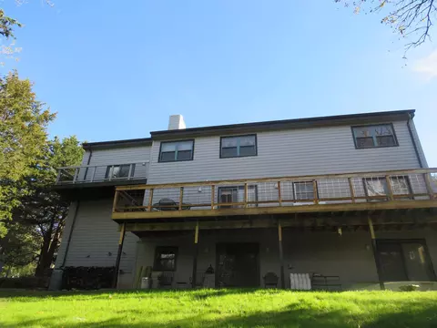 2 Champlain Ct, Galena, IL 61036 photo 3