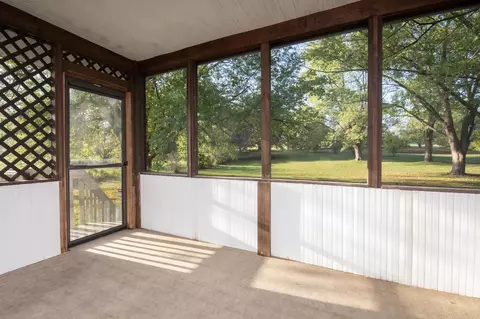 2047 Hillsdown Rd, Lake Summerset, IL 61019 photo 4