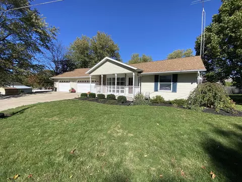 313 Blair Ln, Lanark, IL 61046 photo 2