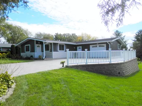 980 Winborne, Lake Summerset, IL 61019 photo 1