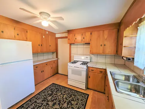 202 E Main St, Winnebago, IL 61088 photo 10