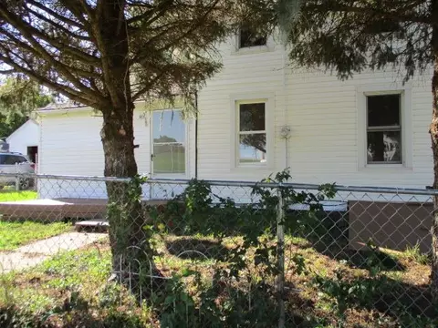 312 Marsh, Davis, IL 61019 photo 15