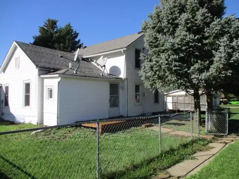 312 Marsh, Davis, IL 61019 photo 1