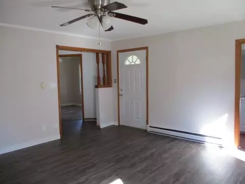 312 Marsh, Davis, IL 61019 photo 8