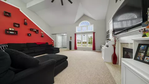 390 Red Fox Dr, Davis Junction, IL 61020 photo 5