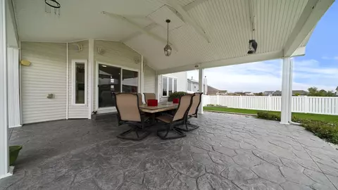 390 Red Fox Dr, Davis Junction, IL 61020 photo 33