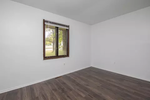 1679 Edgewood Ct, Lake Summerset, IL 61019 photo 13