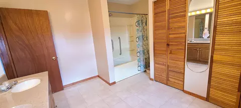 6791 N Leaf River Rd, Leaf River, IL 61047 photo 3
