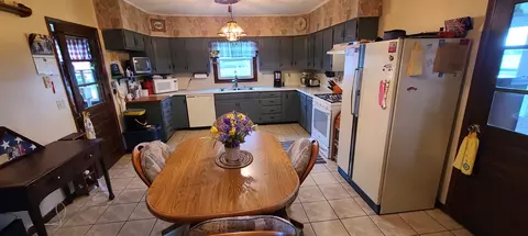 6791 N Leaf River Rd, Leaf River, IL 61047 photo 10