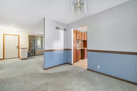 1912 Tomahawk Ct, Freeport, IL 61032 photo 12
