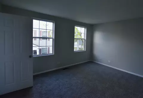 1043 Symphony, Aurora, IL 60504 photo 16