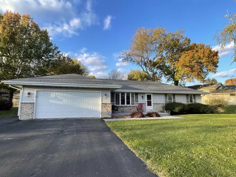 7220 Sorghum Ln, Cherry Valley, IL 61016 photo 1