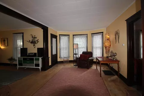1018 S Maple Ave, Freeport, IL 61032 photo 12