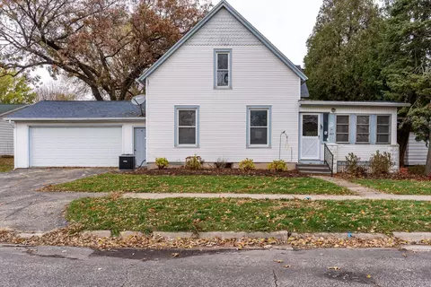 407 W 4th St, Byron, IL 61010 photo 1