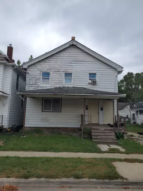 307 W W Spg, Freeport, IL 61032 photo 1