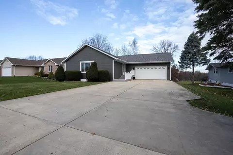 668 Lake Summerset Rd, Lake Summerset, IL 61019 photo 2
