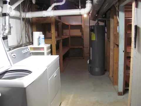 704 Hancock St, Belvidere, IL 61008 photo 32