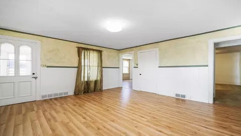 11461 N Pecatonica Rd, Leaf River, IL 61047 photo 7