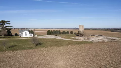 11461 N Pecatonica Rd, Leaf River, IL 61047 photo 32