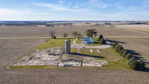 11461 N Pecatonica Rd, Leaf River, IL 61047 photo 33