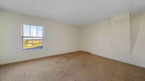 11461 N Pecatonica Rd, Leaf River, IL 61047 photo 15