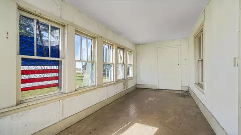 11461 N Pecatonica Rd, Leaf River, IL 61047 photo 10