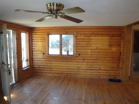 451 W 7th St, Pecatonica, IL 61063 photo 7