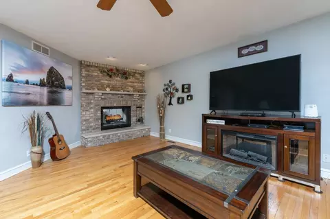 7150 Dusty Trl, Roscoe, IL 61073 photo 10