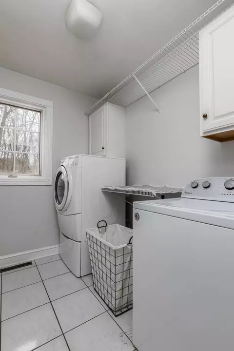 7150 Dusty Trl, Roscoe, IL 61073 photo 16