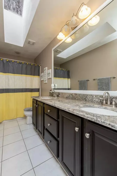 7150 Dusty Trl, Roscoe, IL 61073 photo 25
