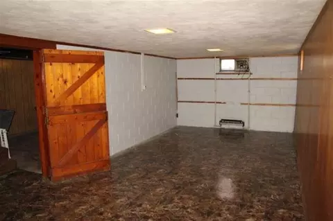 322 E 3rd St, Pecatonica, IL 61063 photo 11