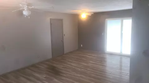 4556 Straw Ln, Roscoe, IL 61073 photo 3