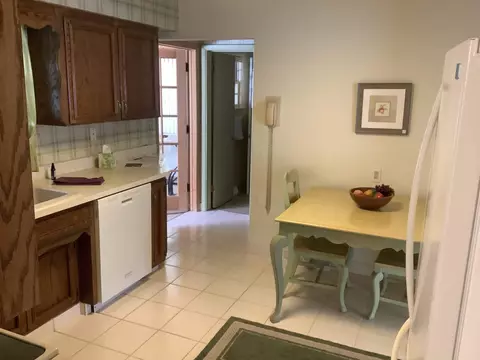 1916 Whitehall Rd, Rockford, IL 61107 photo 9