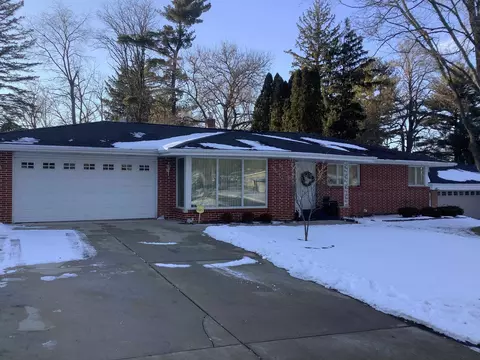 1916 Whitehall Rd, Rockford, IL 61107 photo 1