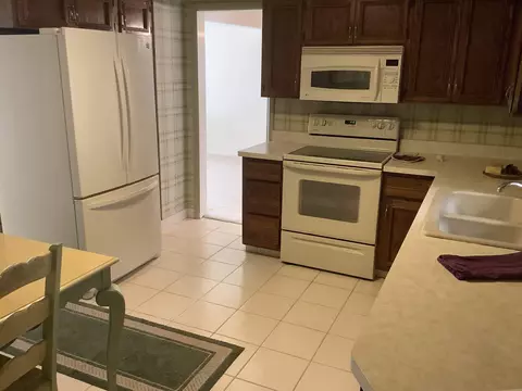 1916 Whitehall Rd, Rockford, IL 61107 photo 10