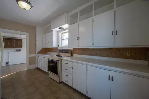 503 E Mason St, Polo, IL 61064 photo 7