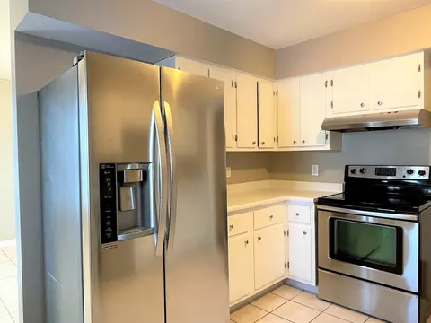 511 E Franklin St, Rockton, IL 61072 photo 11
