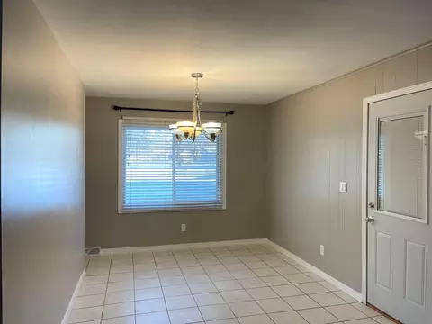 511 E Franklin St, Rockton, IL 61072 photo 8