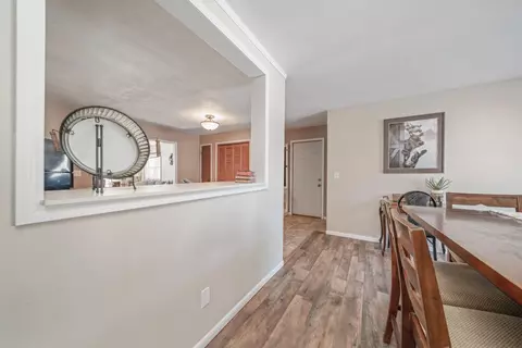 7765 E Winneshiek Rd, Ridott, IL 61067 photo 15