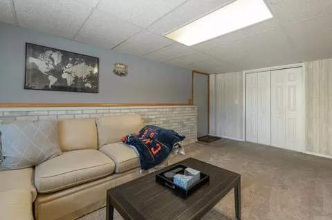 4126 Gloucester Rd, Roscoe, IL 61073 photo 16