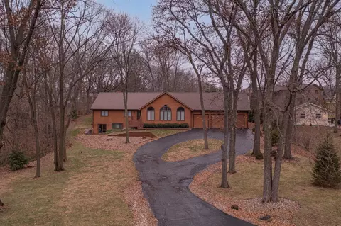 7222 Warblers Way, Roscoe, IL 61073 photo 1