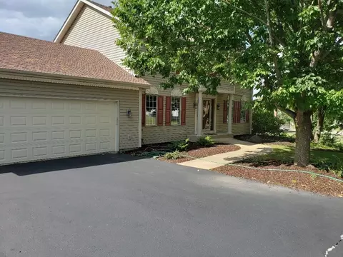 4941 Markell Ln, Cherry Valley, IL 61016 photo 1
