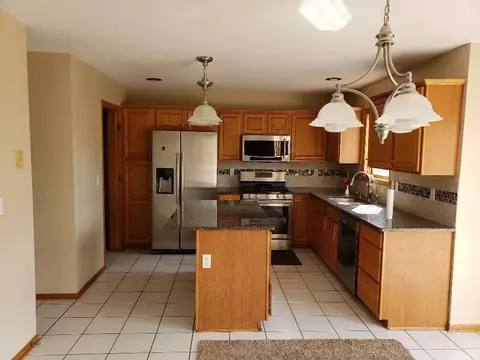 4941 Markell Ln, Cherry Valley, IL 61016 photo 12