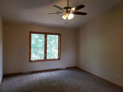 4941 Markell Ln, Cherry Valley, IL 61016 photo 17