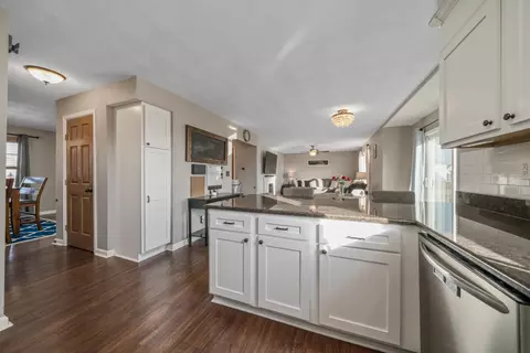 11246 Meadowsweet Ln, Roscoe, IL 61073 photo 11