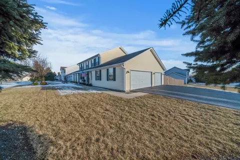 11246 Meadowsweet Ln, Roscoe, IL 61073 photo 3