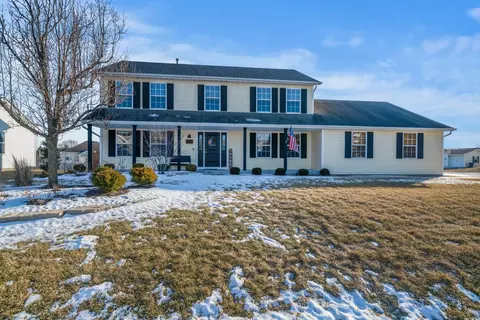11246 Meadowsweet Ln, Roscoe, IL 61073 photo 1