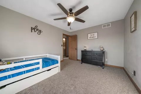 11246 Meadowsweet Ln, Roscoe, IL 61073 photo 23