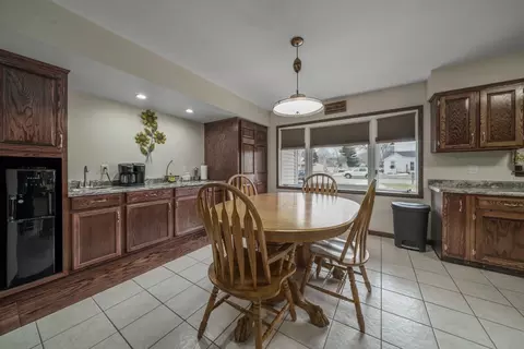 115 E 5th St, Byron, IL 61010 photo 8