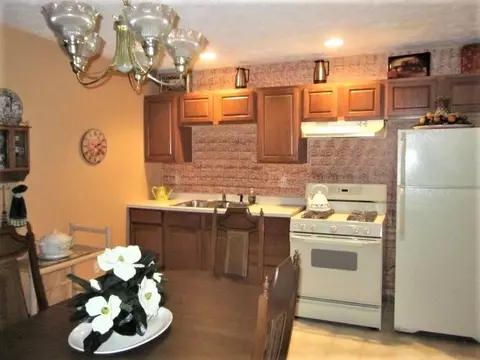 821 Pitcairn, Lake Summerset, IL 61019 photo 22